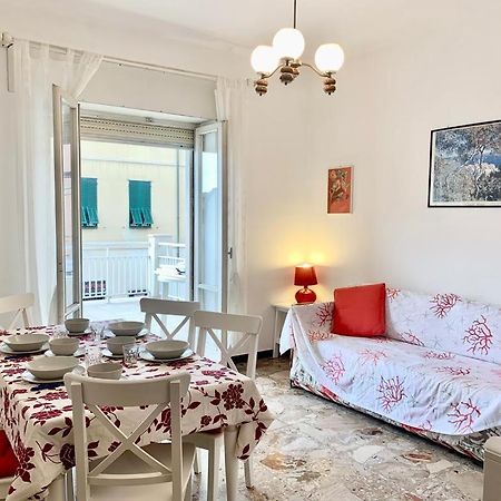 Casa Vacanza! A 50M Dal Mare! Bordighera Exterior foto